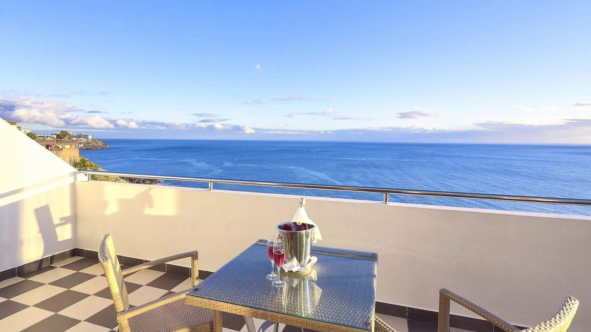 Hotel Orca Praia Funchal