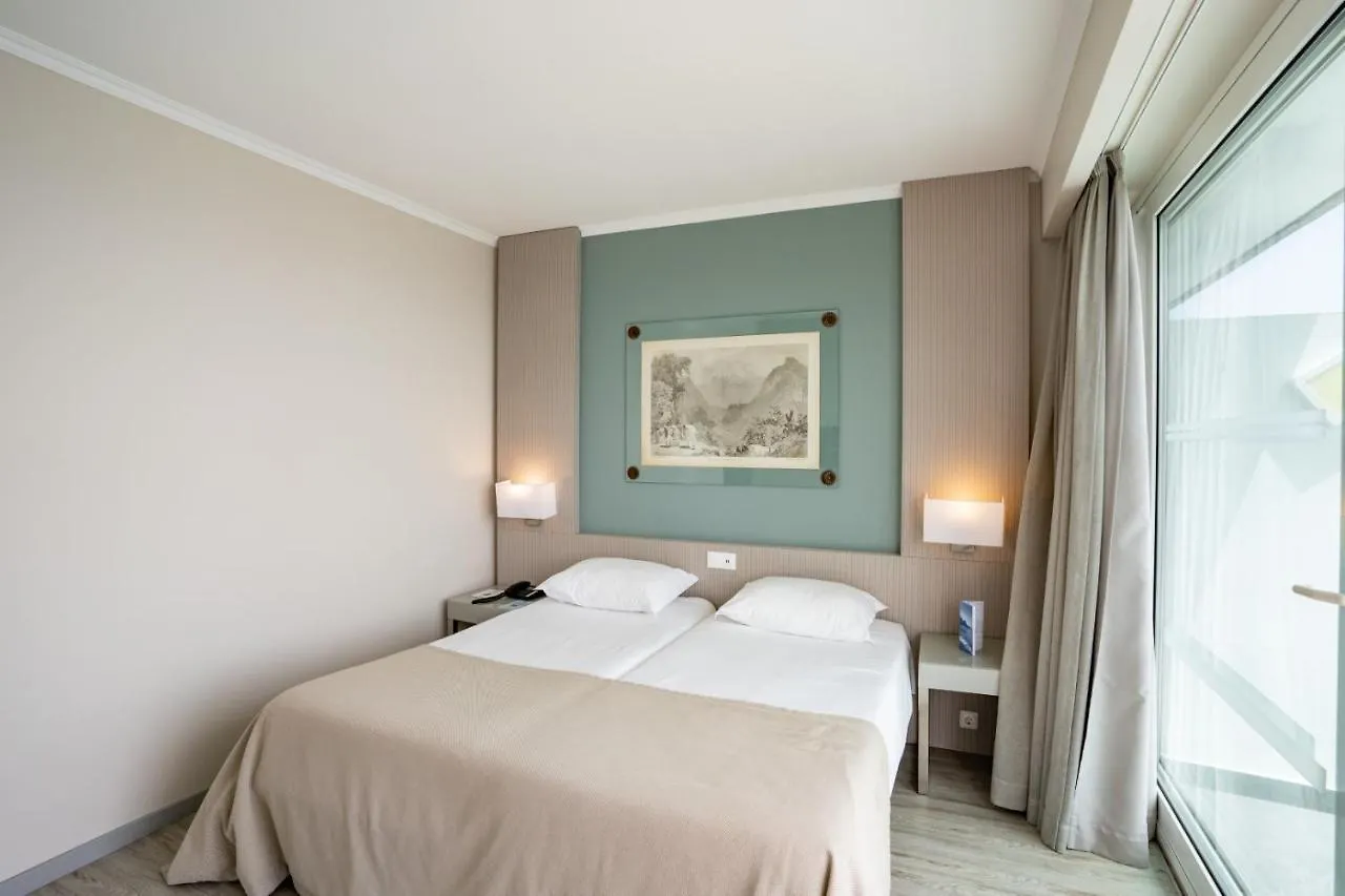 Hotel Orca Praia Funchal