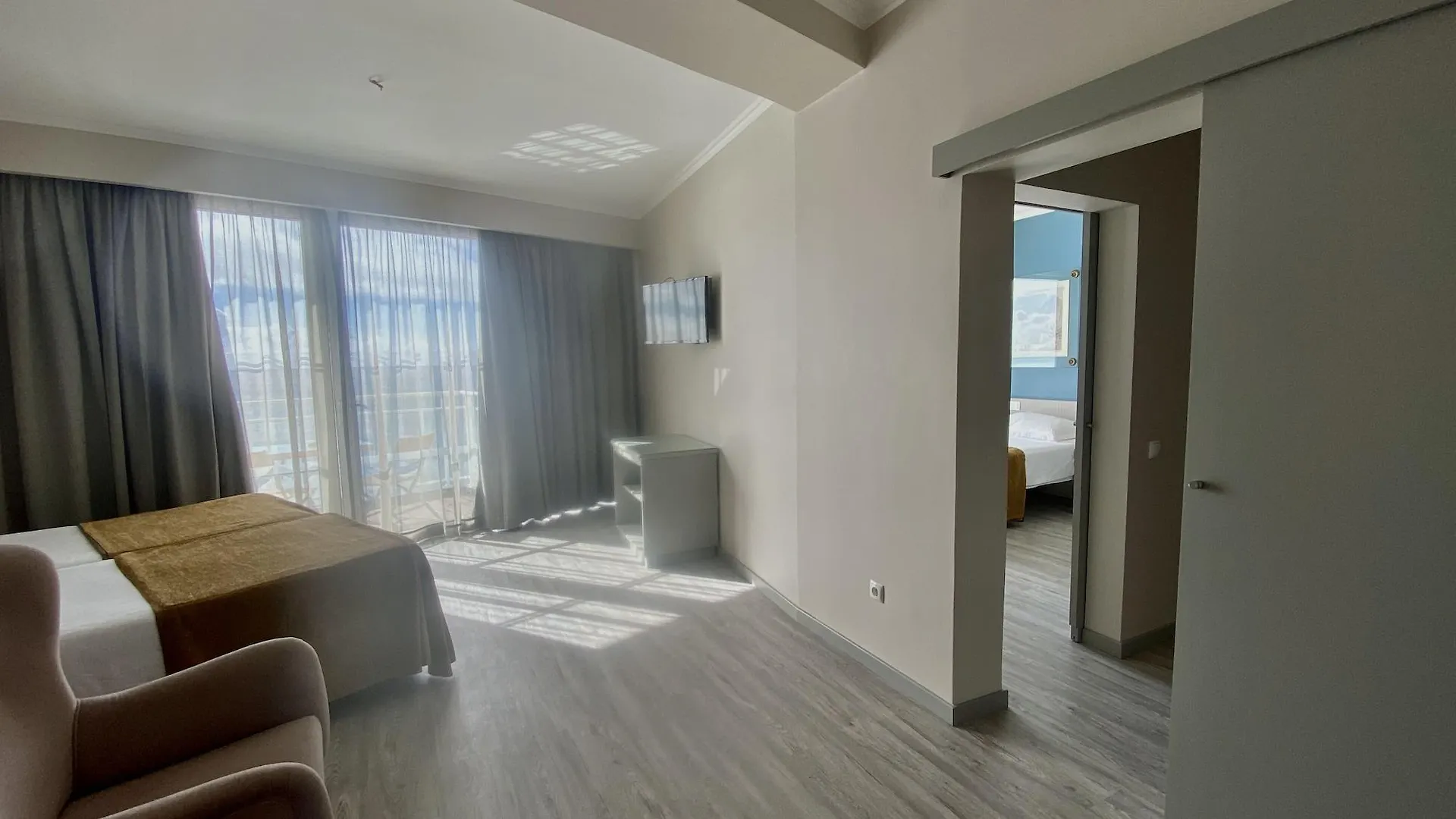 Hotel Orca Praia Funchal  Portugal