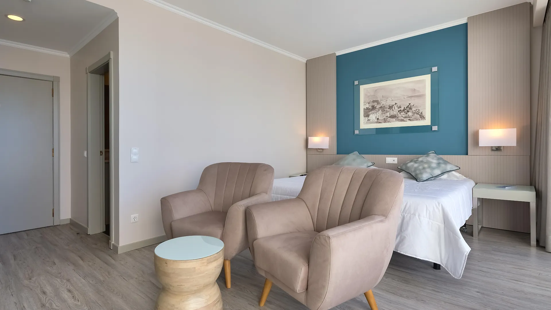 Hotel Orca Praia Funchal  Funchal (Madeira)