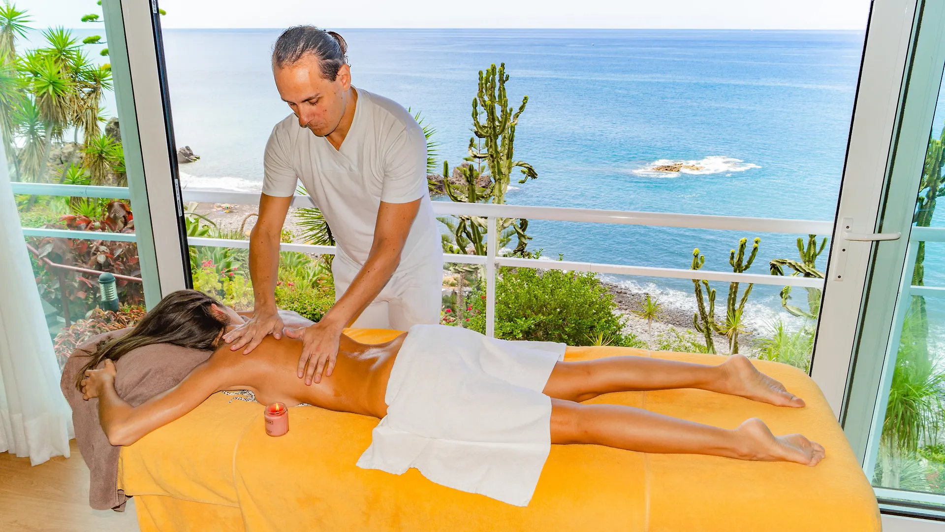 Hotel Orca Praia Funchal
