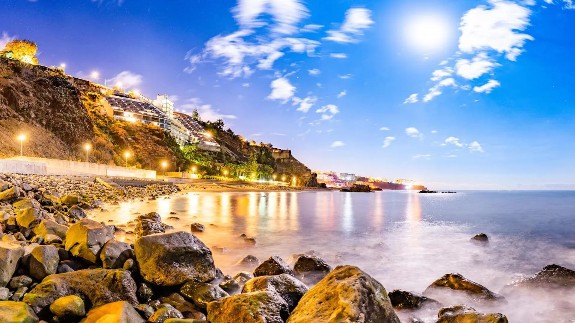 Hotel Orca Praia Funchal  Funchal (Madeira)